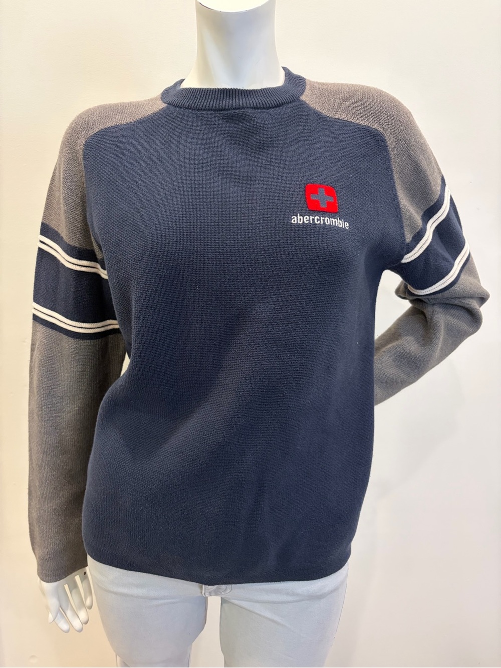 ABERCROMBIE Vintage Y2K Navy Blue & Gray Varsity Stripe Sweater